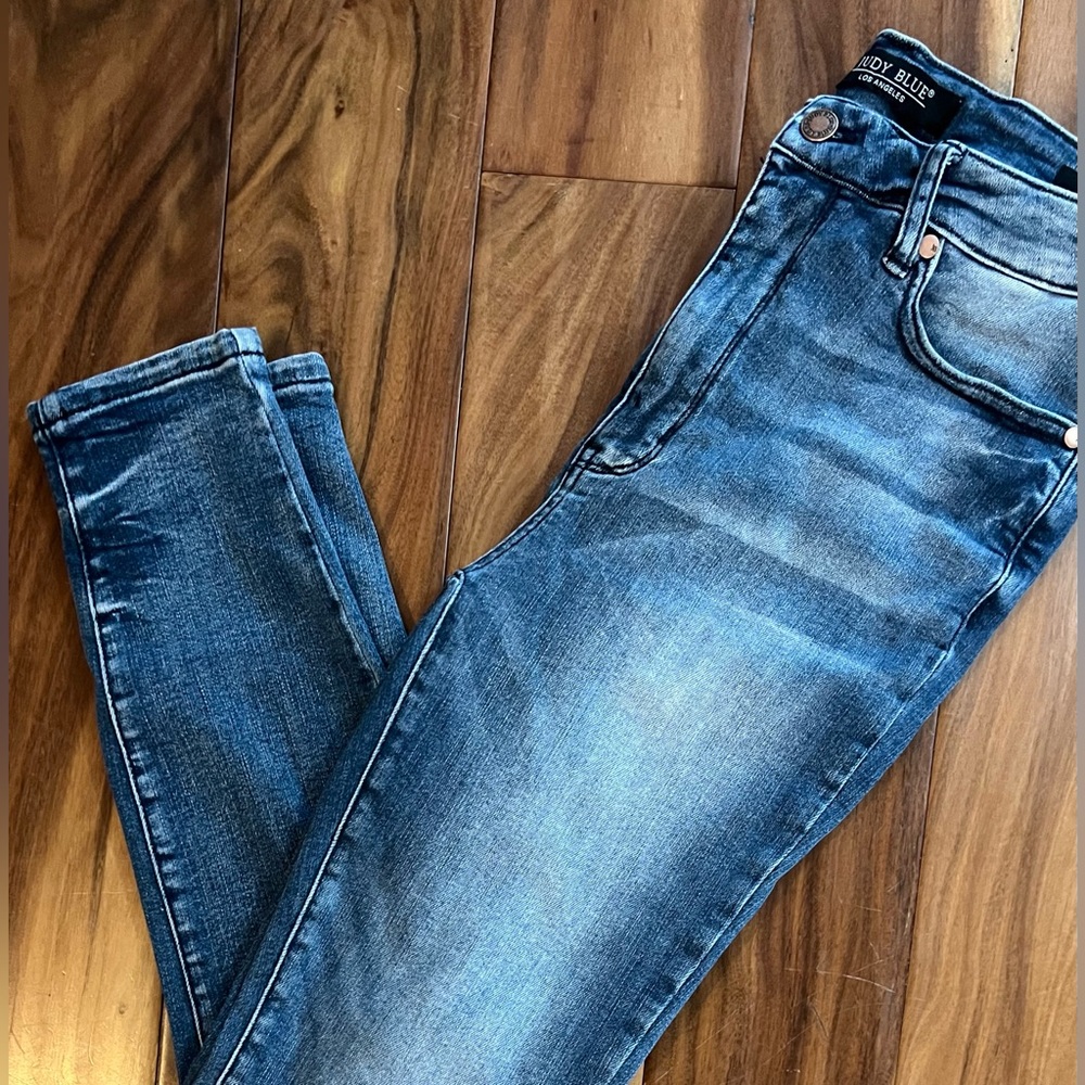 Judy Blue size 11/30 jeans